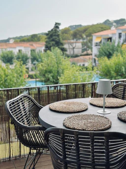 The Golden Oak In Calella Centre - 100M From Beach Palafrugell Kültér fotó